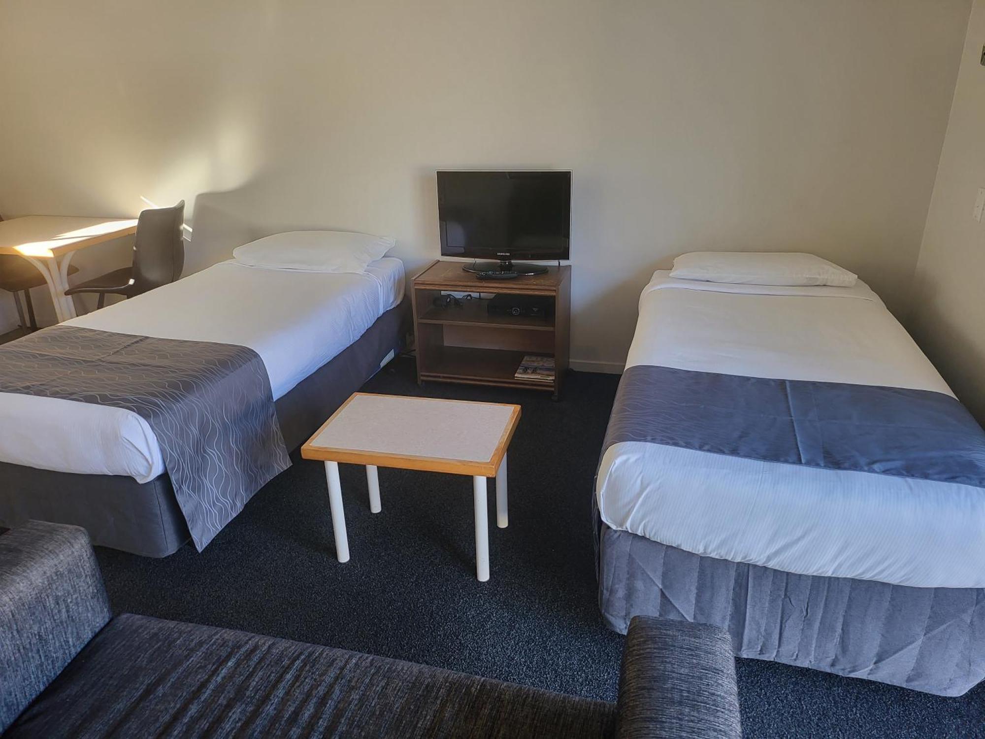 פיקטון Ferrylink Motel מראה חיצוני תמונה